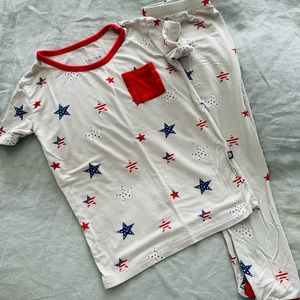 Kyte baby pajamas.